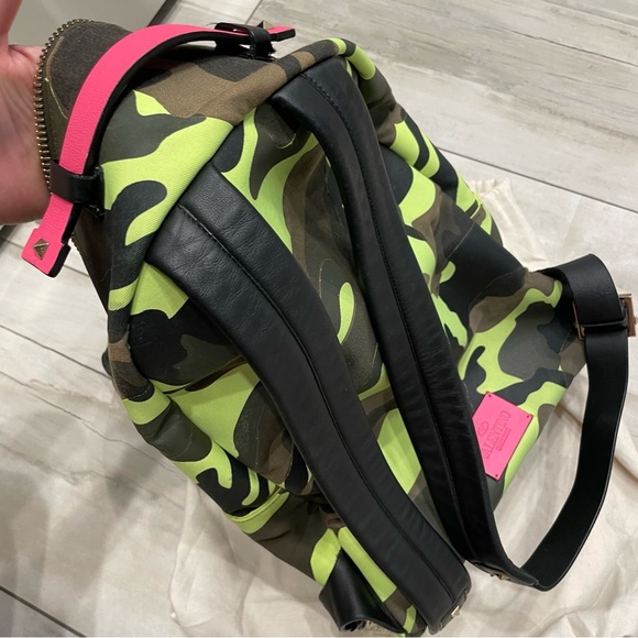 Valentino camouflage camo neon rock stud backpack with dust bag - Picture 4 of 14